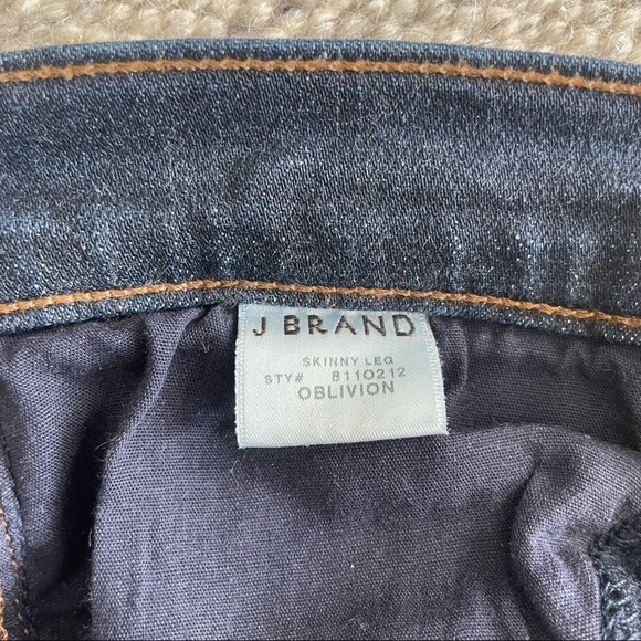 J Brand Skinny Jeans - Picture 7 of 9